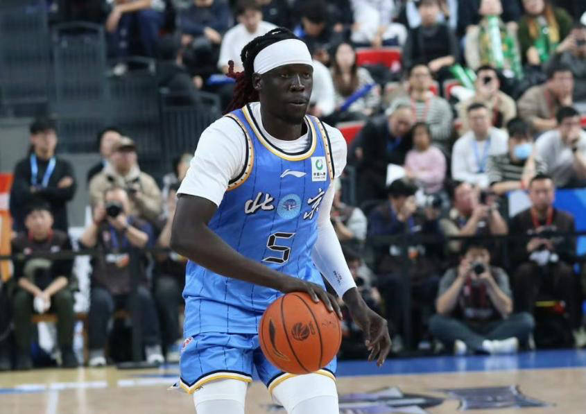 爱游戏体育-包含NBA总决赛倒计时；北京首钢冲刺阶段官宣签约；细节引发关注；媒体盛赞；更衣室氛围转暖的词条